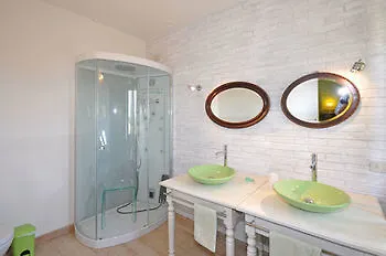בית כפרי באניו ויניוני Villa Cassia By Posarellivillas איטליה